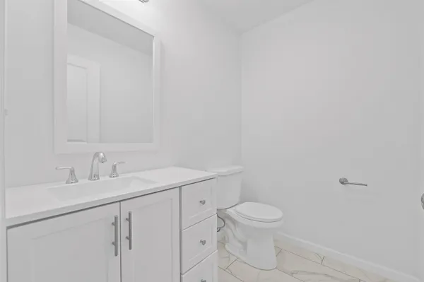 $4,000 | 45 Franklin Street, Unit 2, Jersey City, NJ 07307