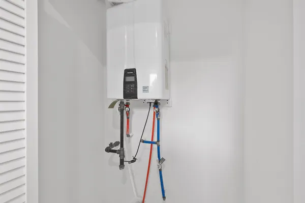 $4,000 | 45 Franklin Street, Unit 2, Jersey City, NJ 07307