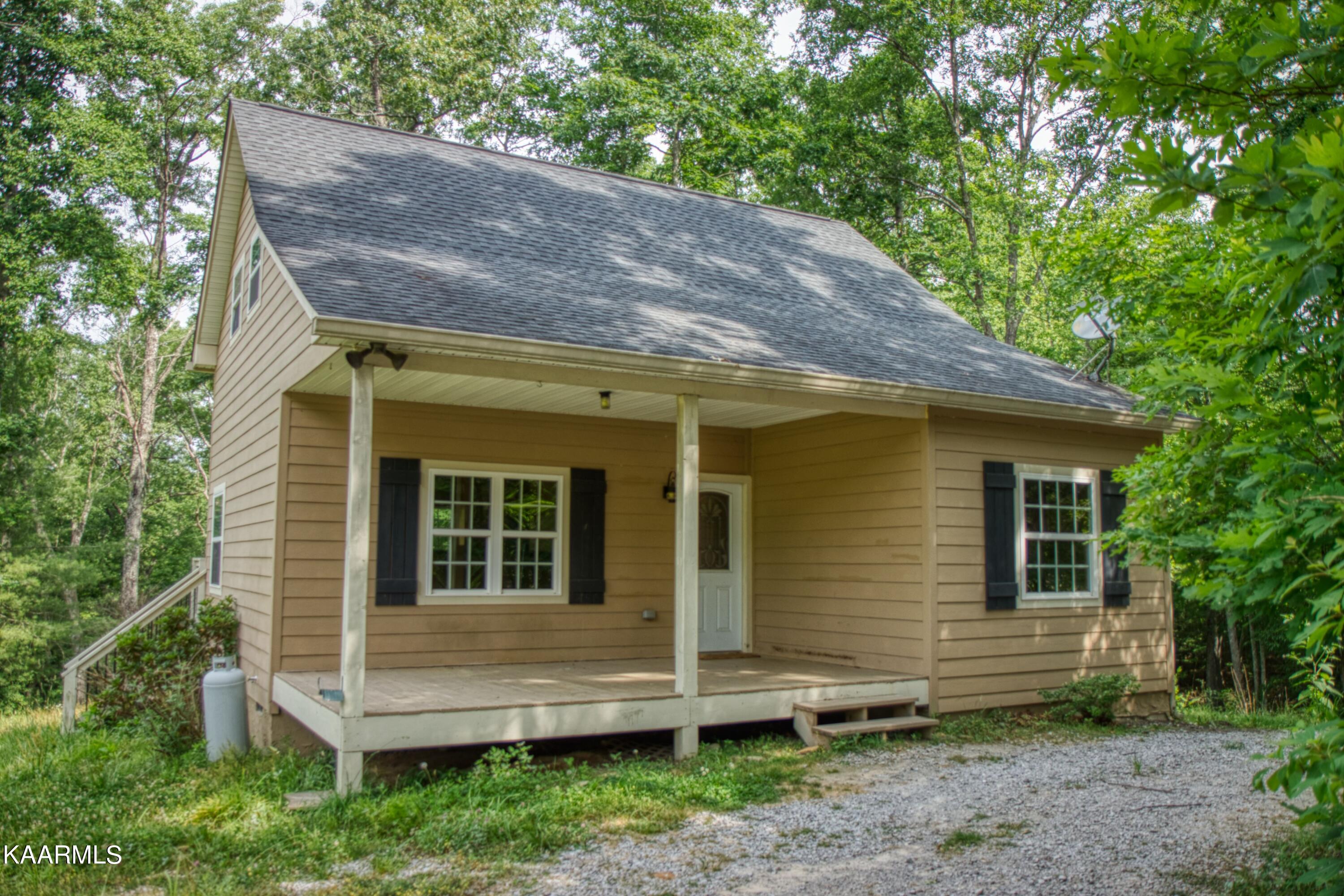 182 Wildcat Road Jamestown, TN 38556 - Photo 1 of 27 w23