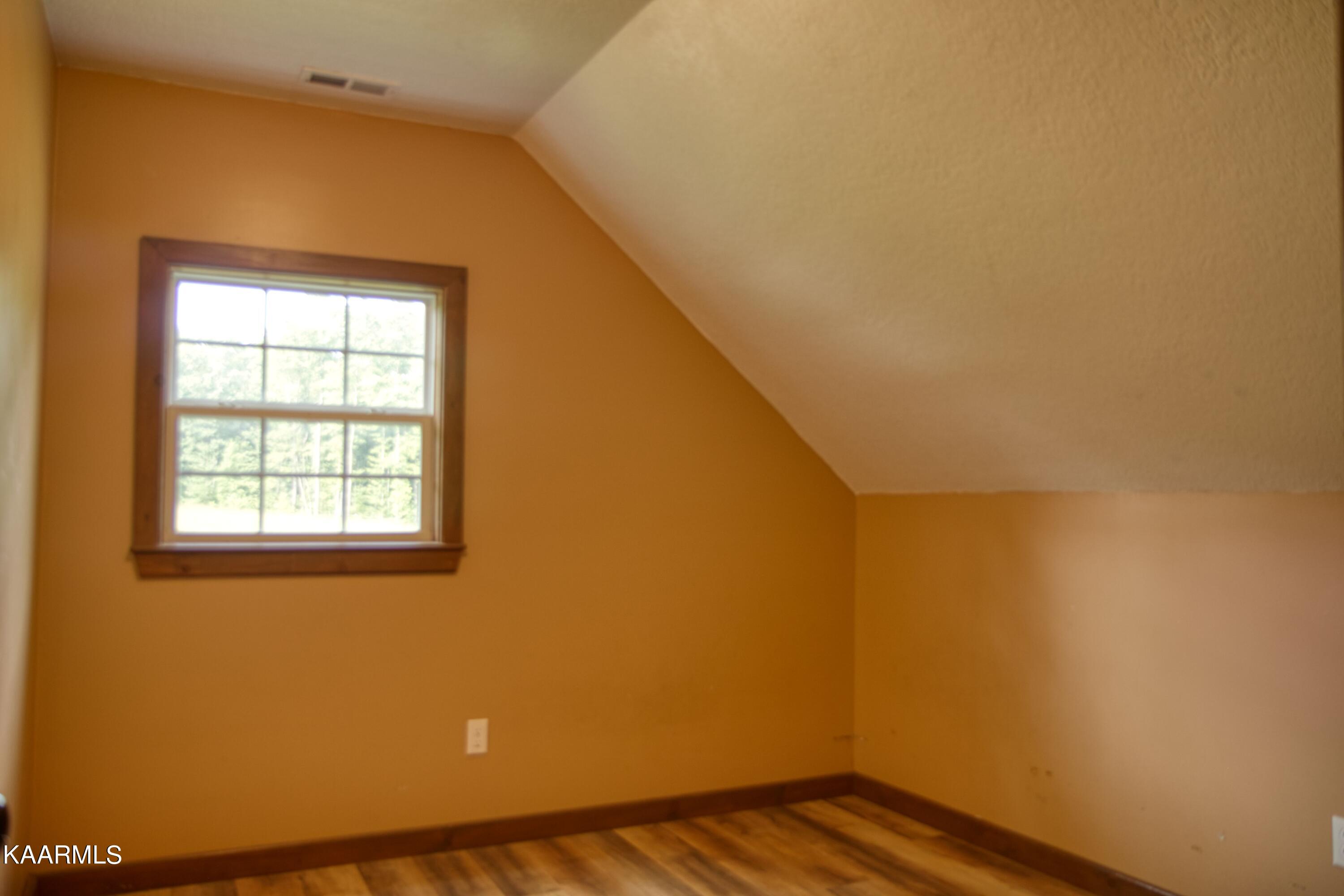 182 Wildcat Road Jamestown, TN 38556 - Photo 15 of 27 w19