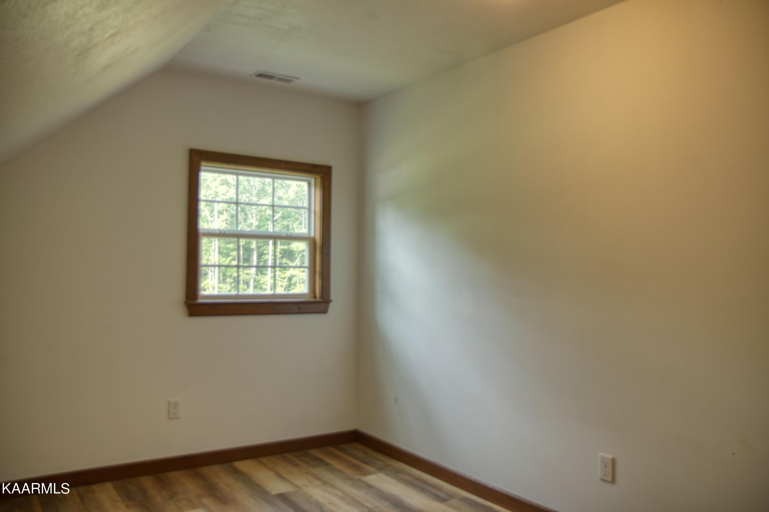 182 Wildcat Road Jamestown, TN 38556 - Photo 16 of 27 w21