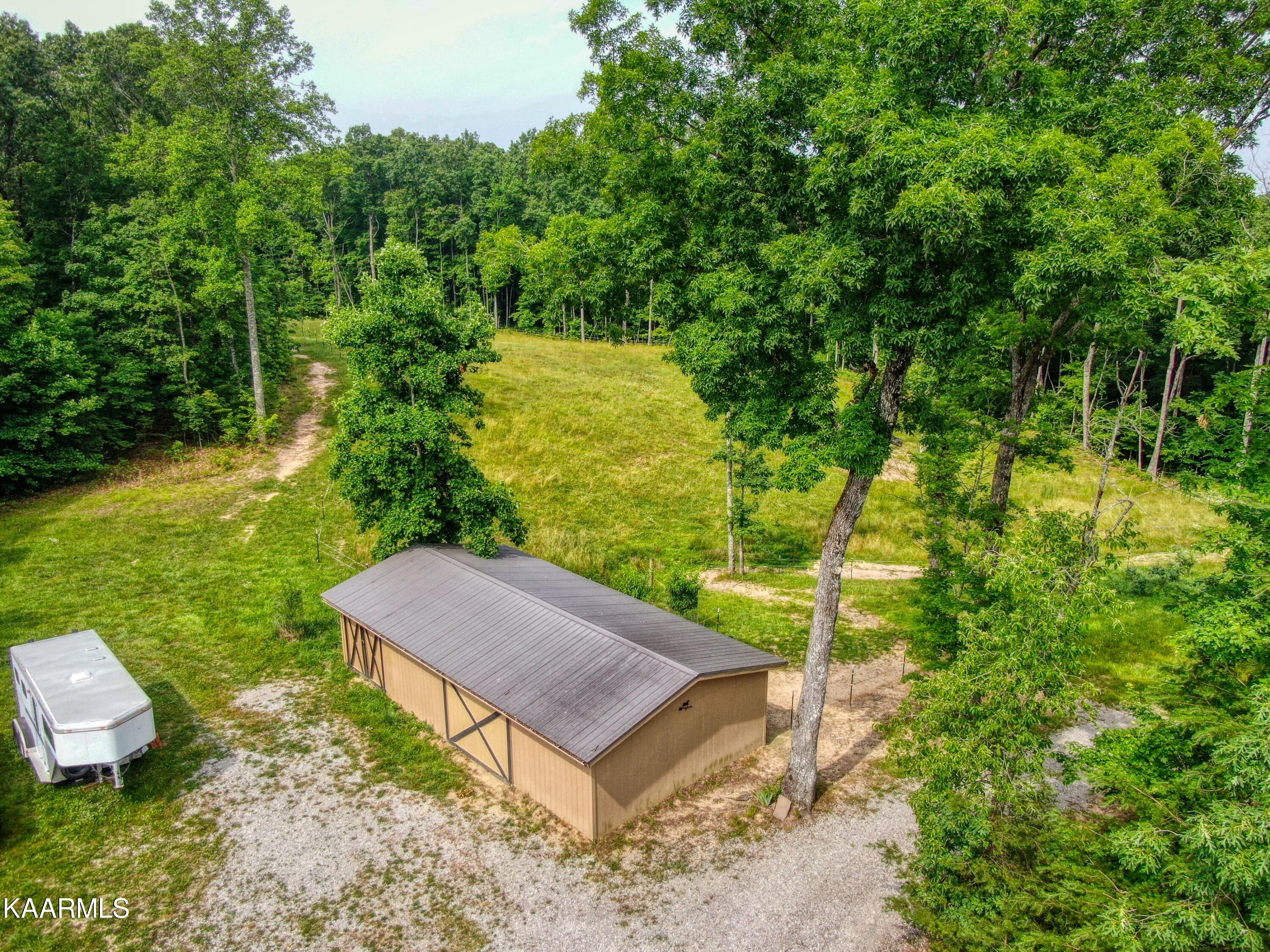 182 Wildcat Road Jamestown, TN 38556 - Photo 24 of 27 w34