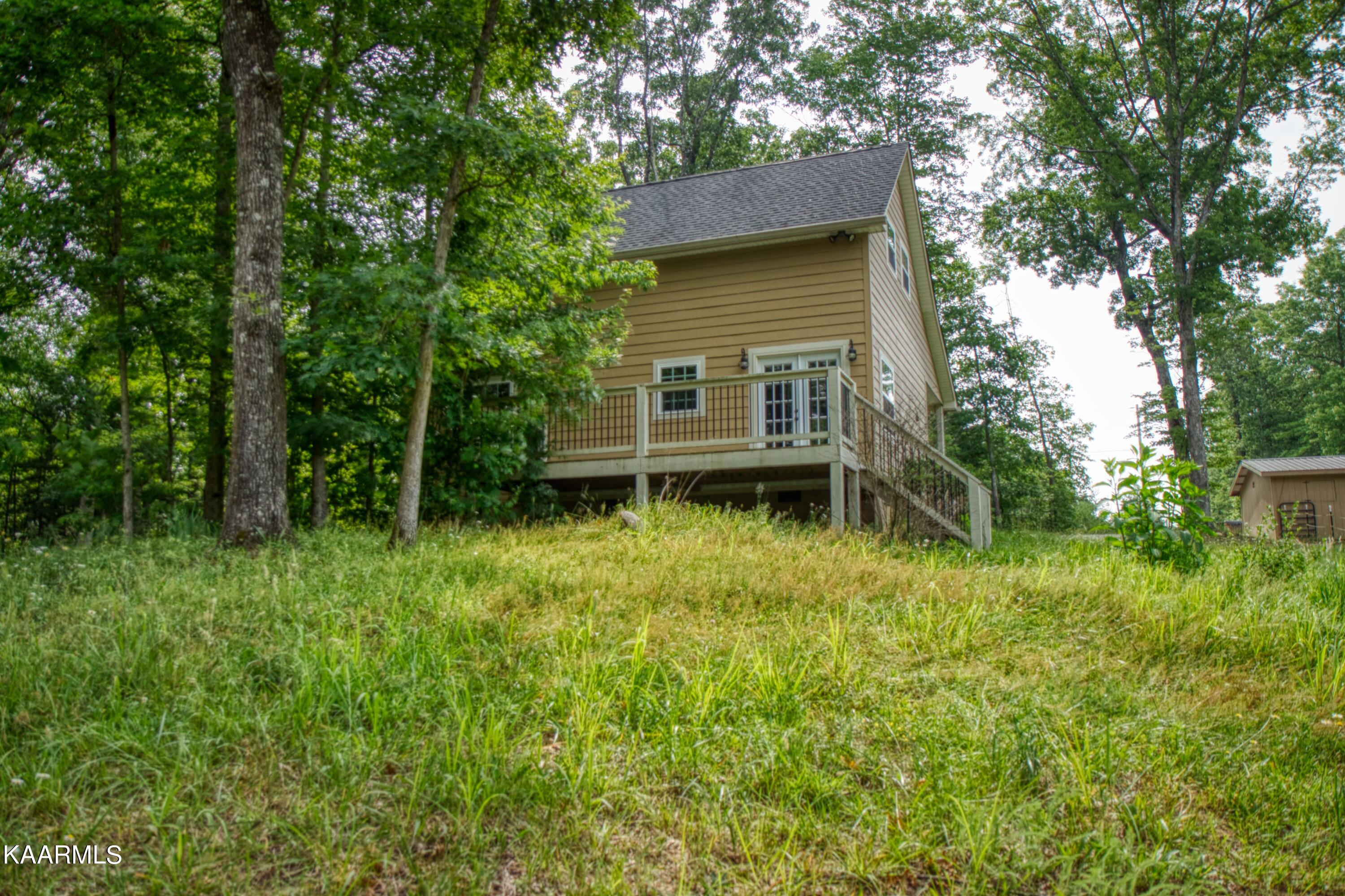182 Wildcat Road Jamestown, TN 38556 - Photo 3 of 27 w26