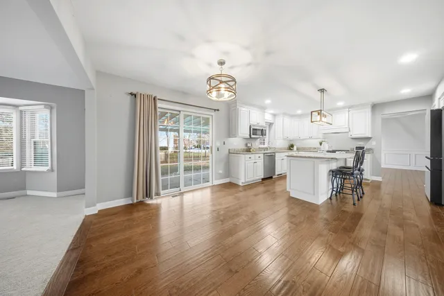 $550,000 | 548 Arbor Lane, Oswego, IL 60543