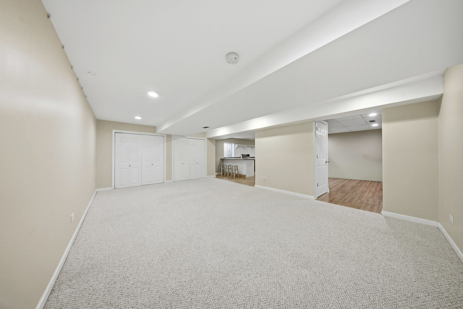 548 Arbor Lane Oswego, IL 60543 - Photo 34 of 46 a view of empty room