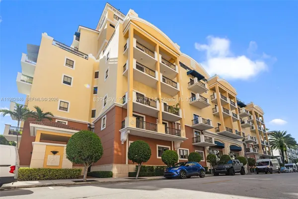 $3,700 | 8395 Southwest 73rd Avenue, Unit 115, Miami, FL 33143