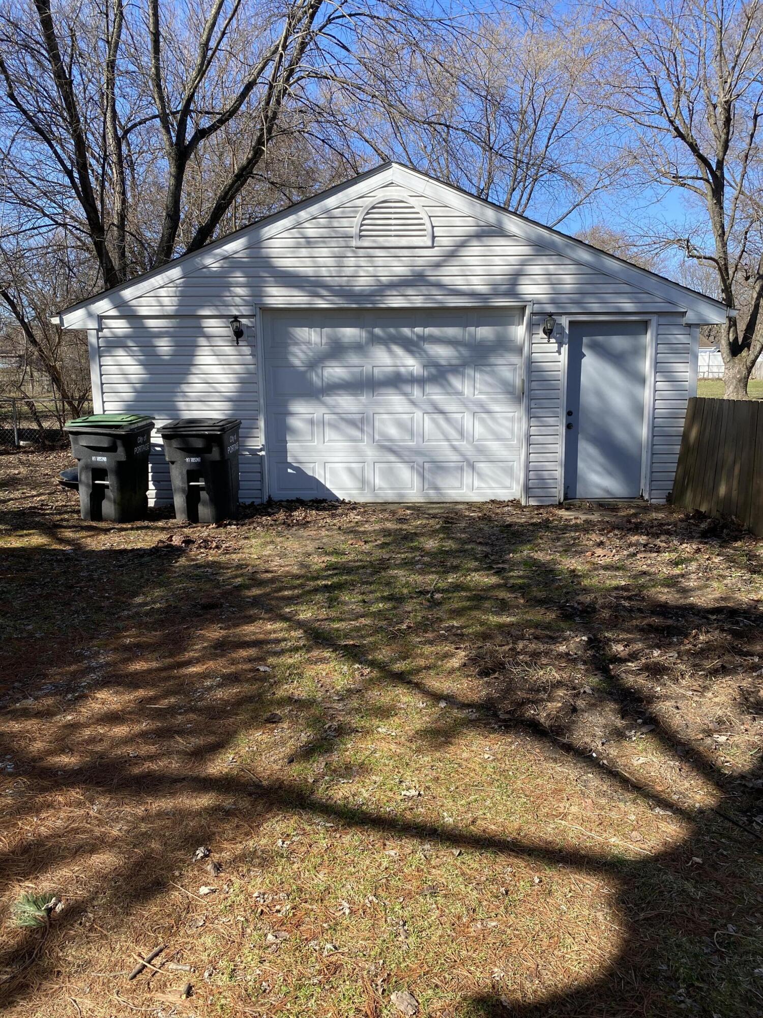 2970 May Street Portage, IN 46368 - Photo 8 of 10 1500x2000