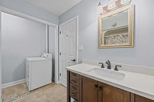 $180,000 | 66 Quarterdeck Townes, New Bern, NC 28562