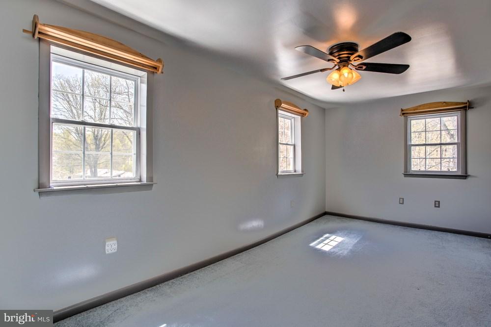 624 Lewisberry Road New Cumberland, PA 17070 - Photo 13 of 21 Gallery Image 13