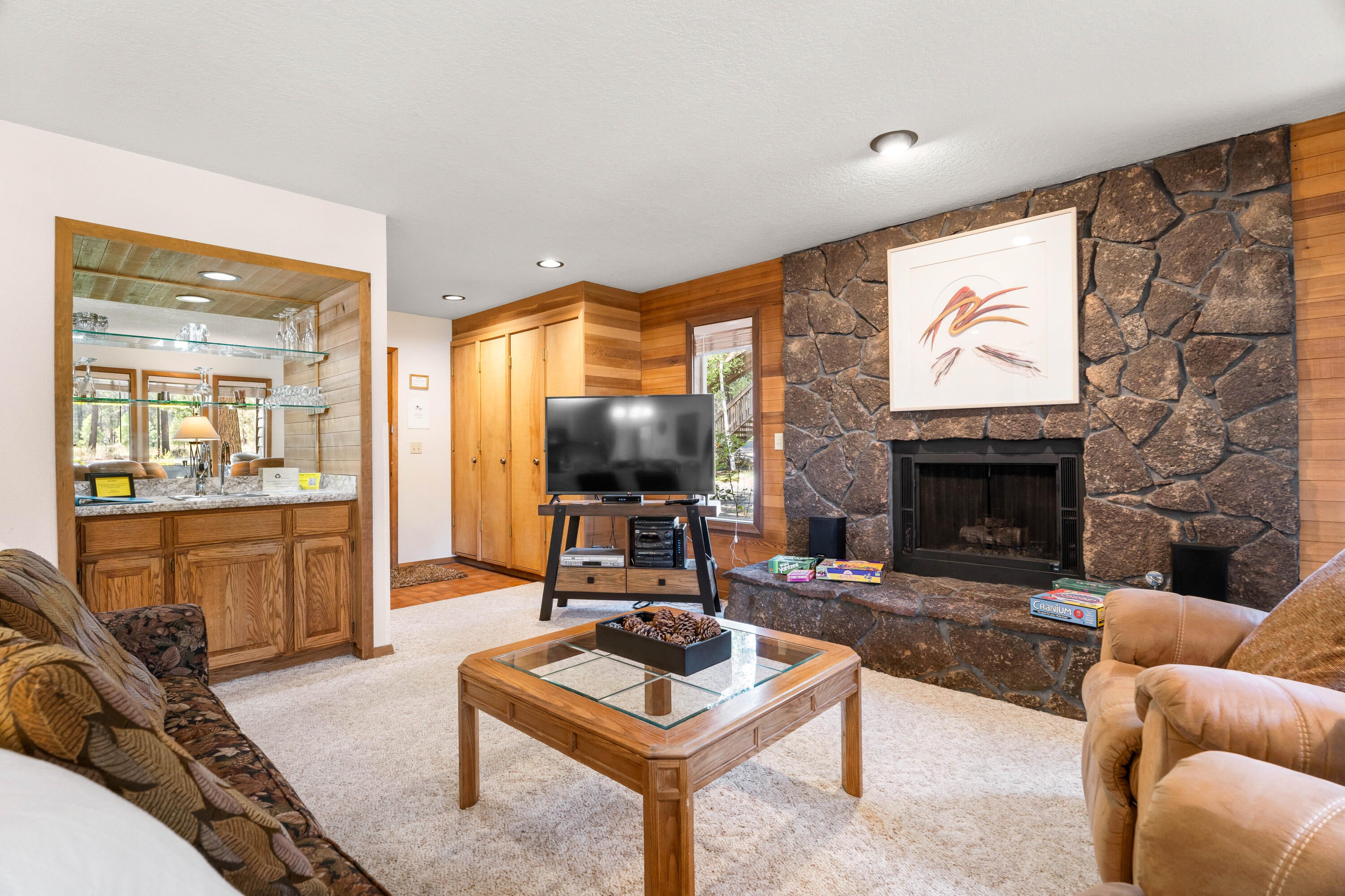 57303 Beaver Ridge Loop, Unit 9B1 Sunriver, OR 97707 - Photo 4 of 18 DSC04572