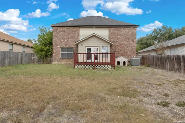 a house view with a outdoor space