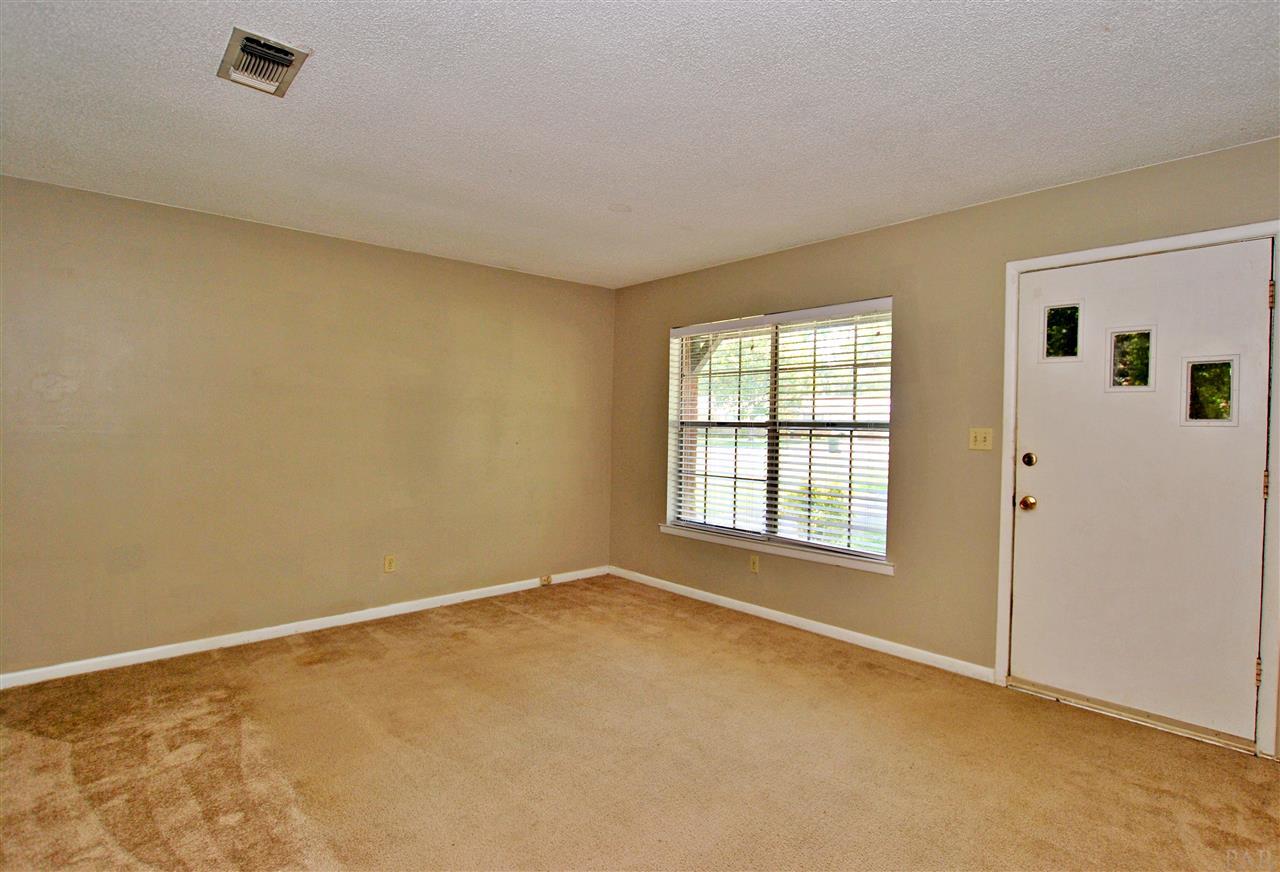 503 Quigley Road Pensacola, FL 32506 - Photo 5 of 12 Gallery Image 5