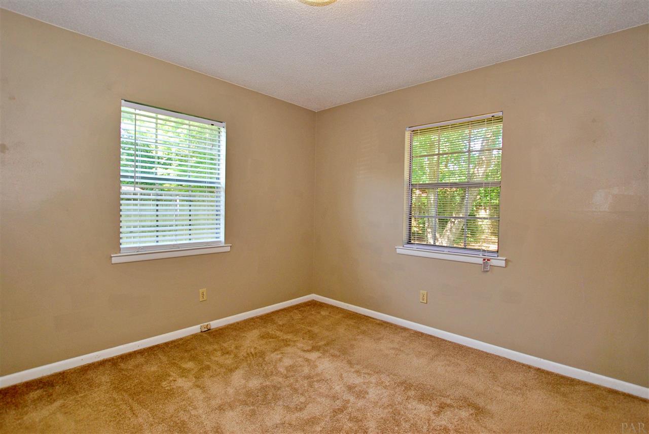 503 Quigley Road Pensacola, FL 32506 - Photo 6 of 12 Gallery Image 6