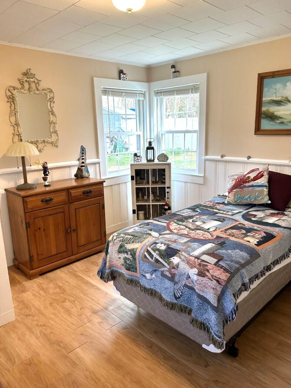12 River Road Pocasset, MA 02559 - Photo 17 of 27 12riverrdbedrm1
