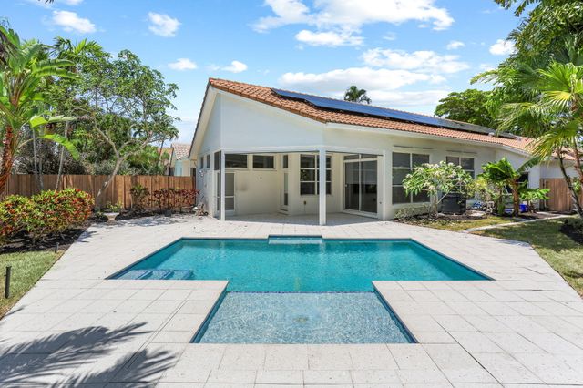 $507,000 | 6607 Northwest 25th Way, Boca Raton, FL 33496