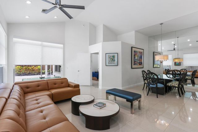 $507,000 | 6607 Northwest 25th Way, Boca Raton, FL 33496