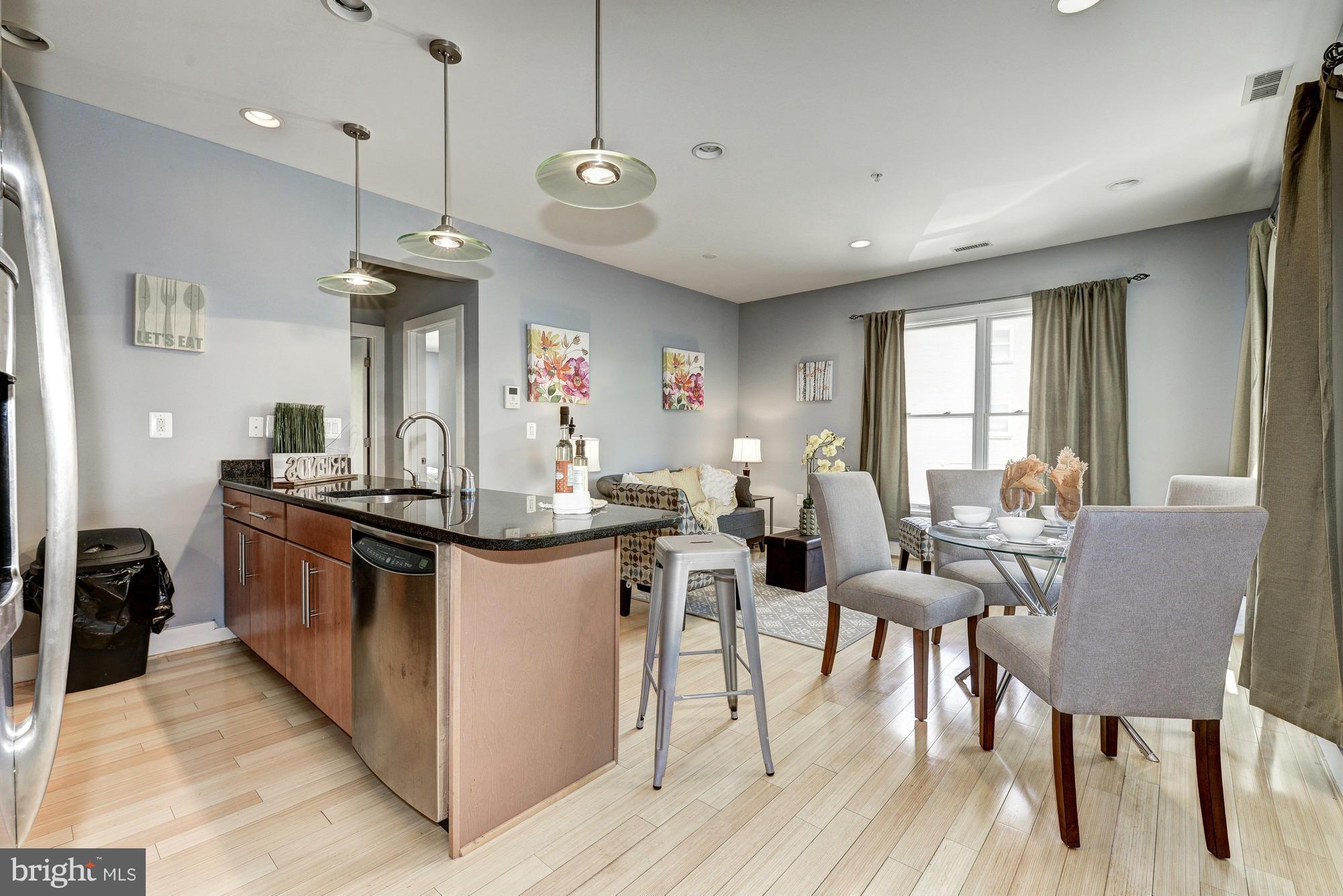 449 R Street Northwest, Unit 201 Washington, DC 20001 - Photo 7 of 21 Dining Room