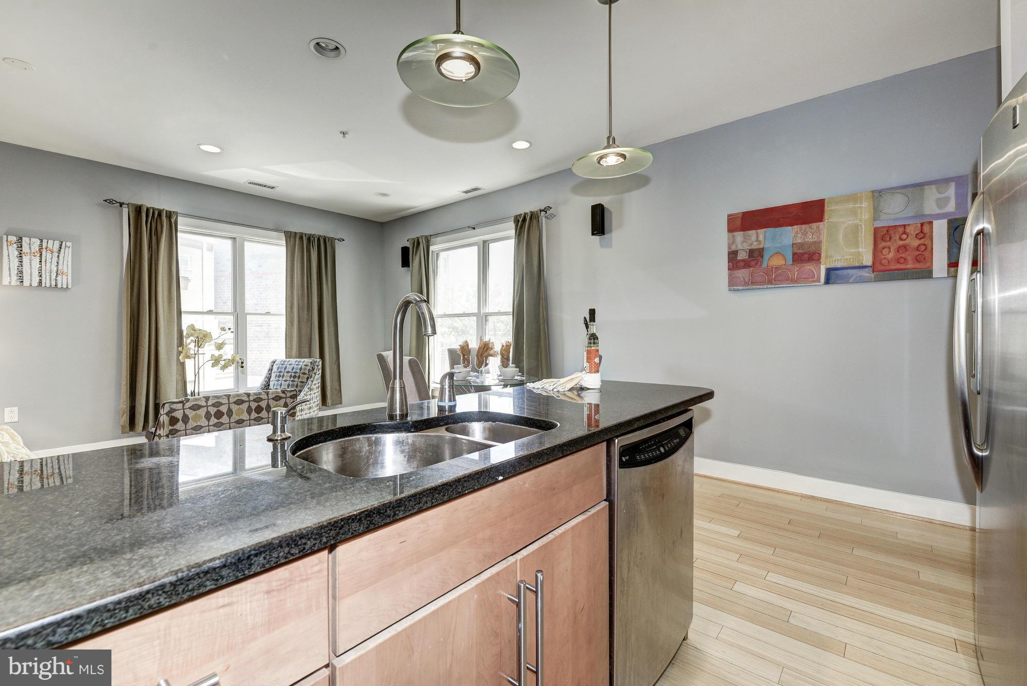 449 R Street Northwest, Unit 201 Washington, DC 20001 - Photo 9 of 21 Kitchen