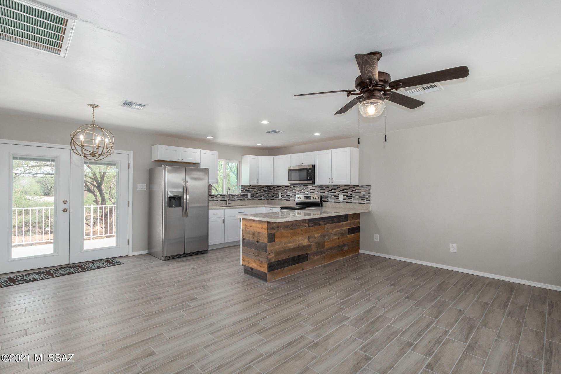 97 Paseo Mexico Rio Rico, AZ 85648 - Photo 6 of 26