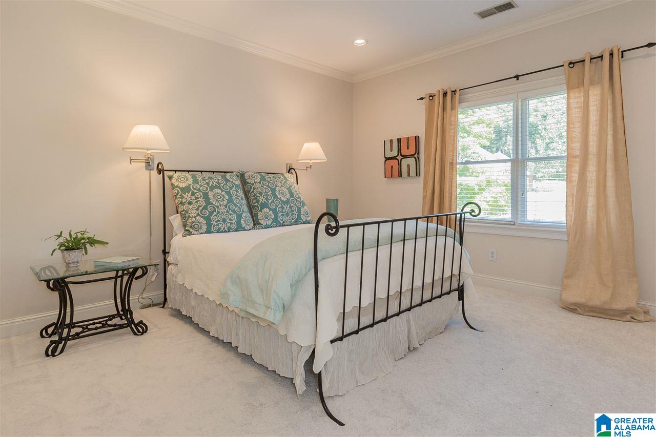 2101 Longleaf Trail Birmingham, AL 35243 - Photo 33 of 50
