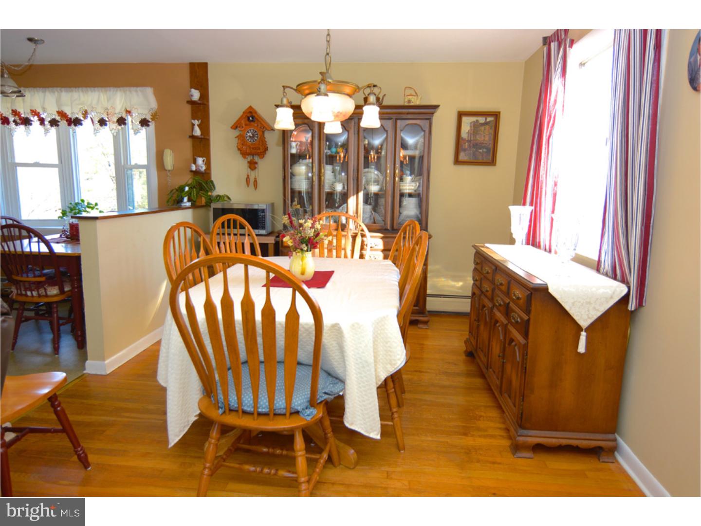941 Shelbourne Road Reading, PA 19606 - Photo 8 of 25