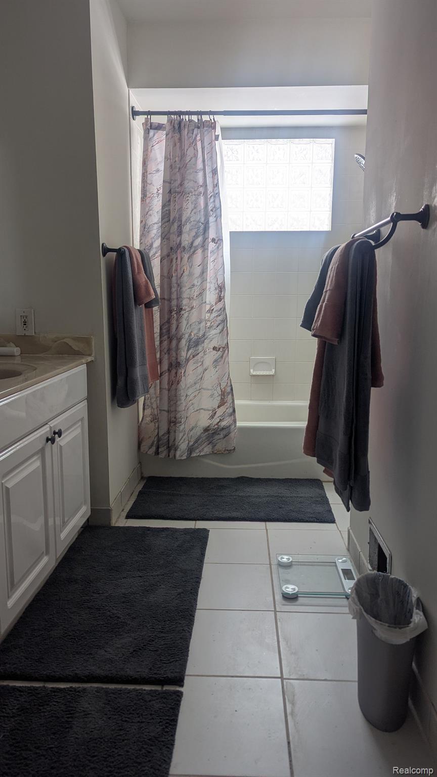 166 Arizona Avenue Rochester, MI 48309 - Photo 12 of 44 Gallery Image 12
