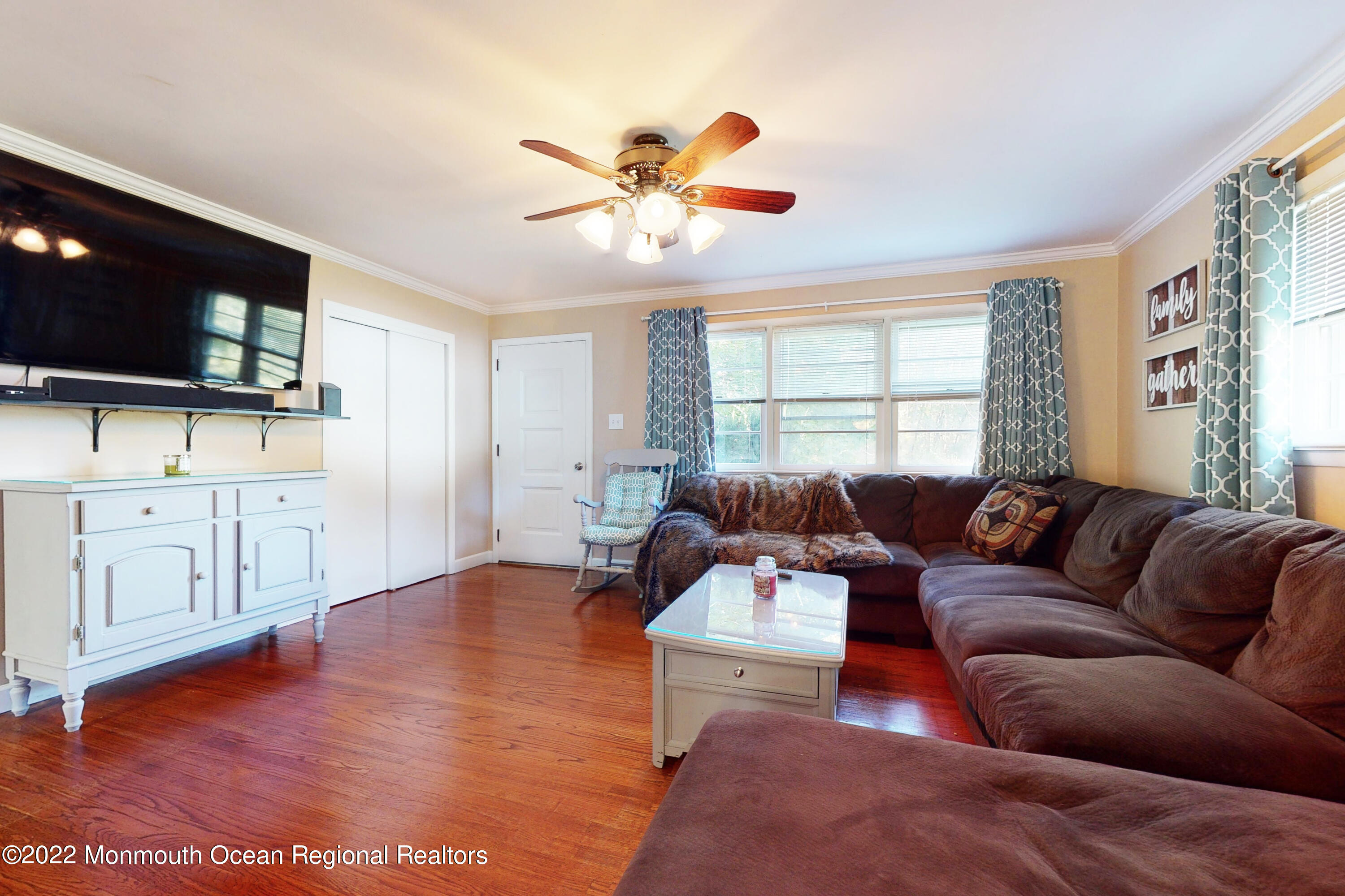 919 Monmouth Road Cream Ridge, NJ 08514 - Photo 6 of 27 919-Monmouth-10112020_163352