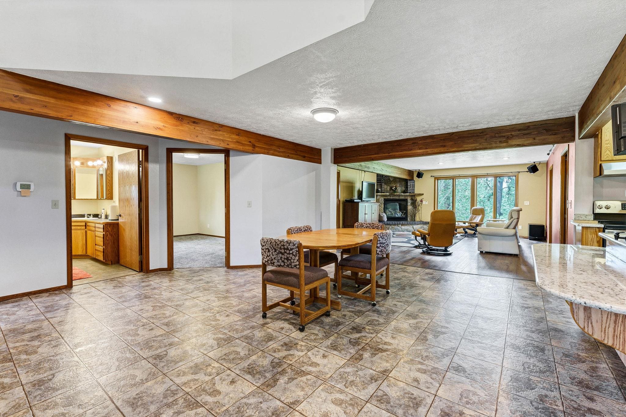16615 West Stoughton Road Cheney, WA 99004 - Photo 17 of 50