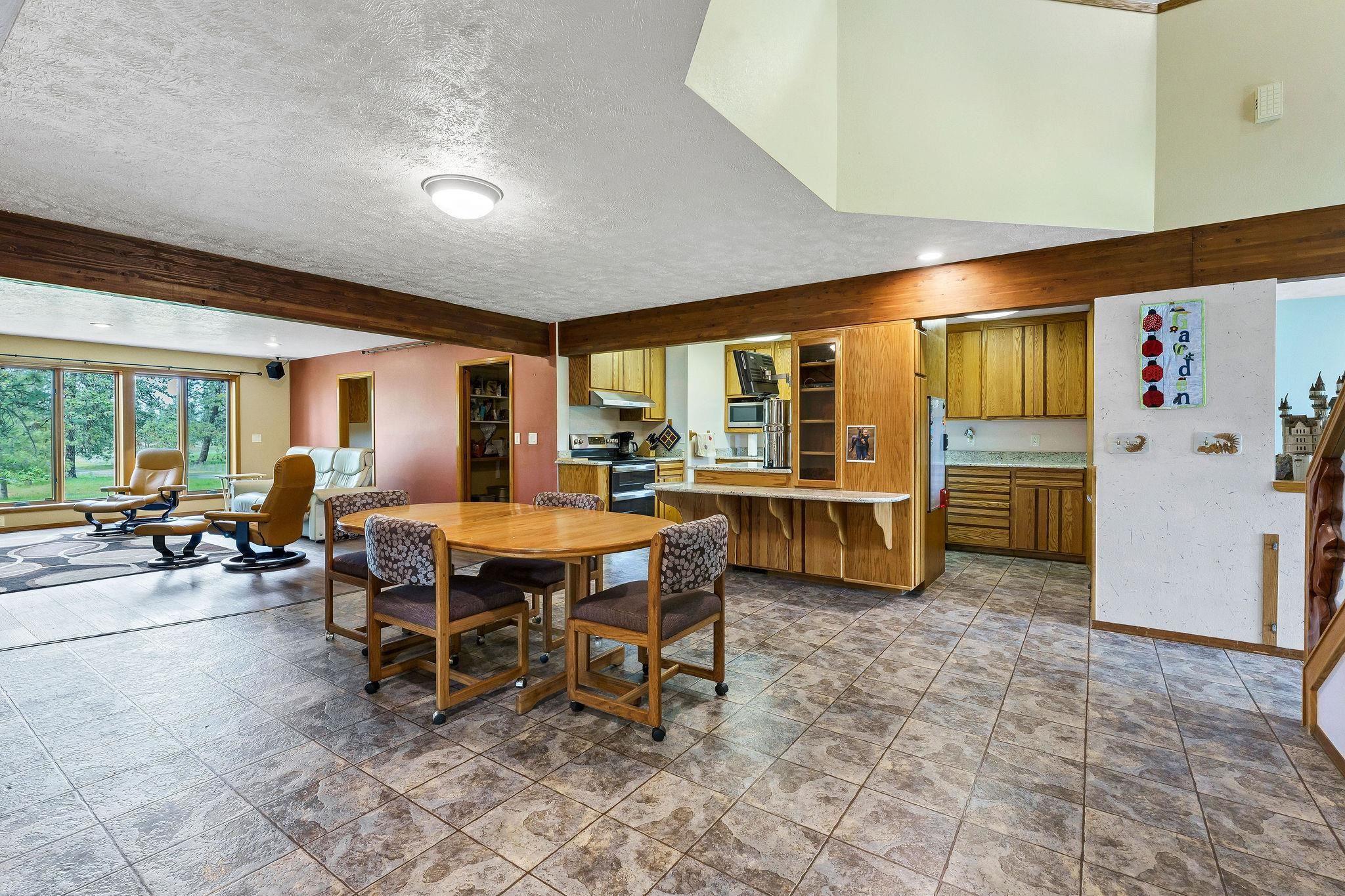 16615 West Stoughton Road Cheney, WA 99004 - Photo 18 of 50