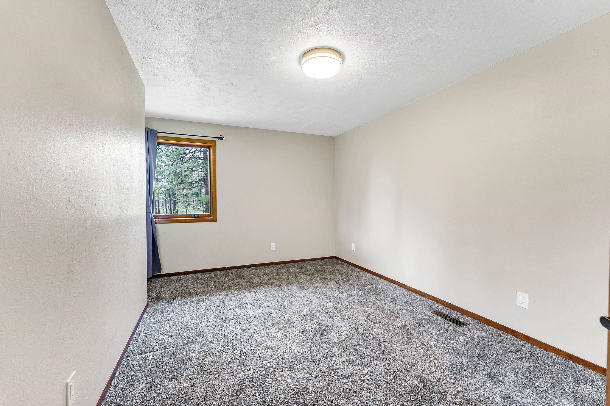 16615 West Stoughton Road Cheney, WA 99004 - Photo 26 of 50