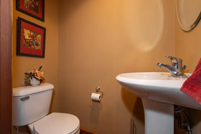 $499,900 | 36867 Krueger Loop, Dent, MN 56528