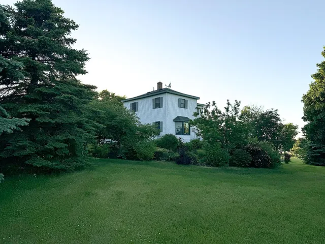 $499,900 | 36867 Krueger Loop, Dent, MN 56528