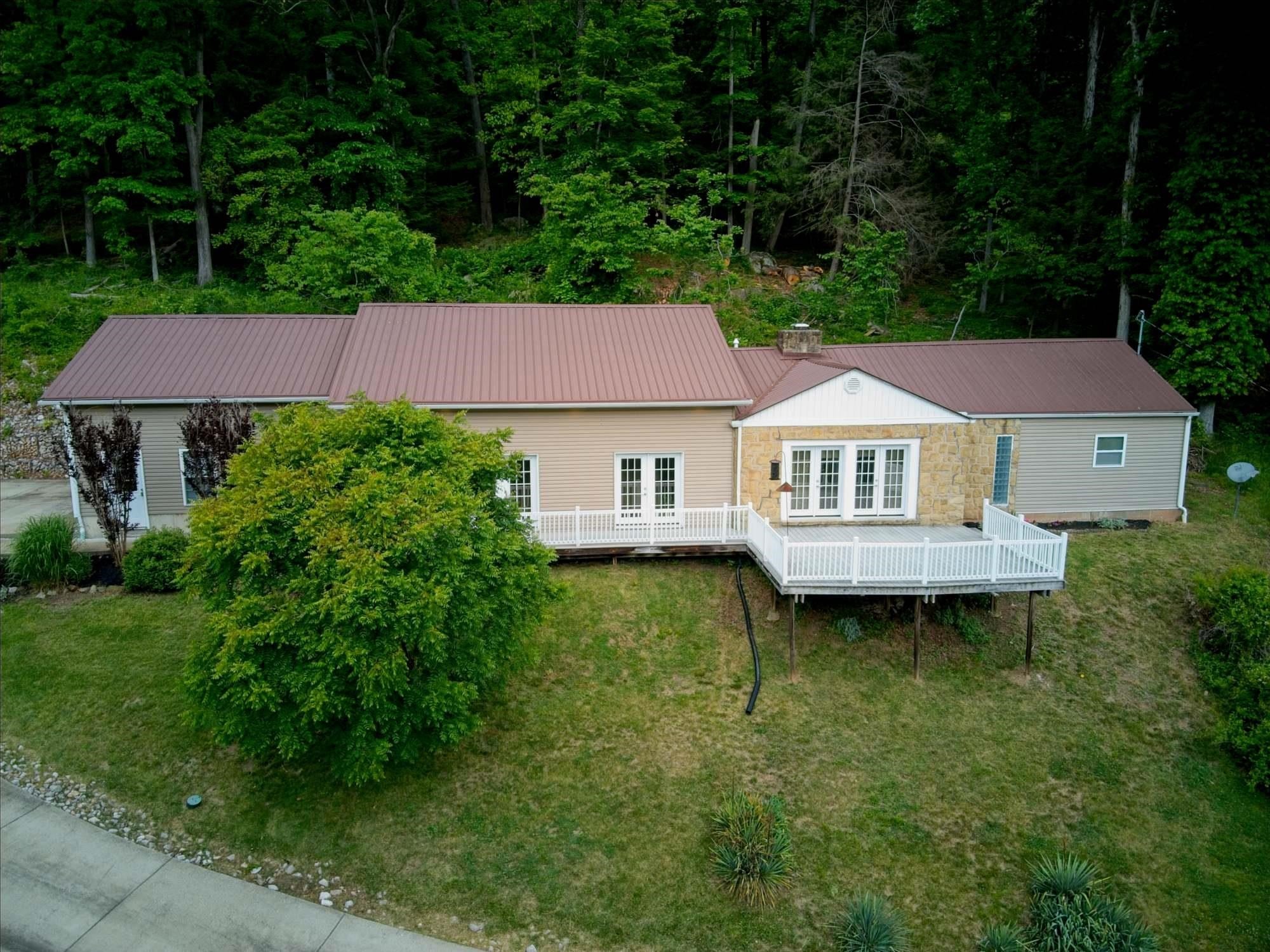 2086 Miller Road Huntington, WV 25701 - Photo 1 of 21 Gallery Image 1