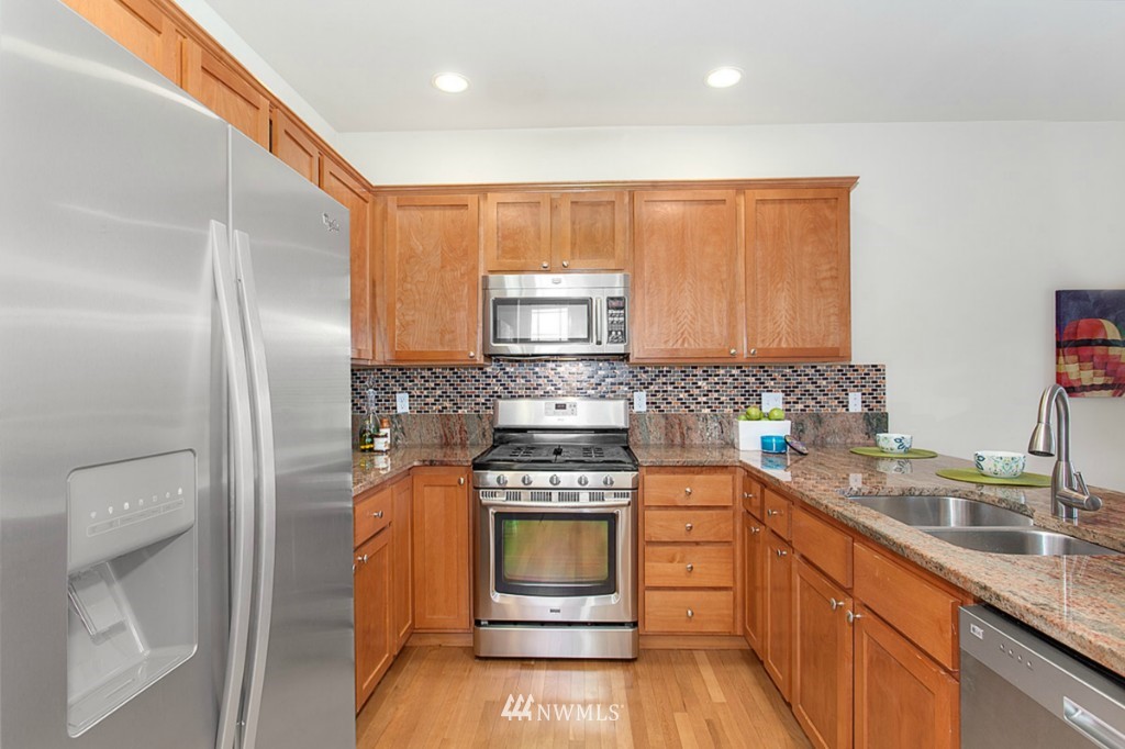 24102 39th Court Southeast, Unit 4 Bothell, WA 98021 - Photo 2 of 21
