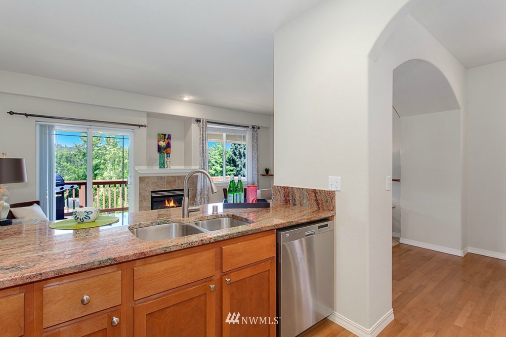 24102 39th Court Southeast, Unit 4 Bothell, WA 98021 - Photo 4 of 21
