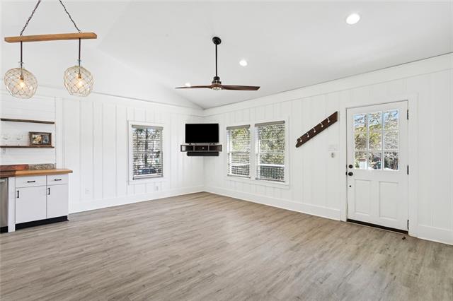 322 Depre Street Mandeville, LA 70448 - Photo 3 of 16