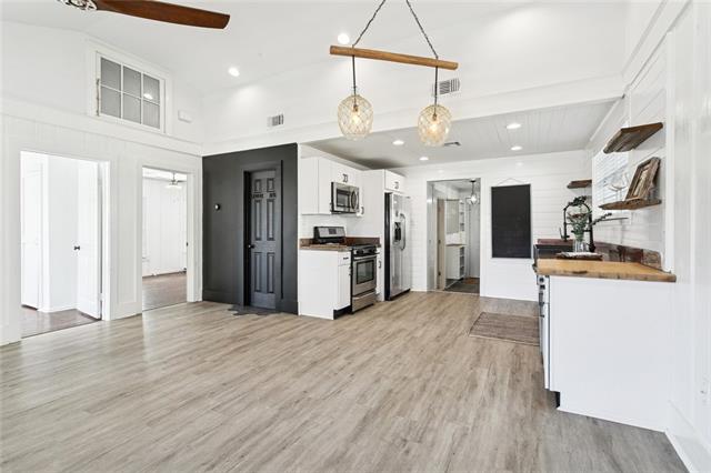 322 Depre Street Mandeville, LA 70448 - Photo 5 of 16