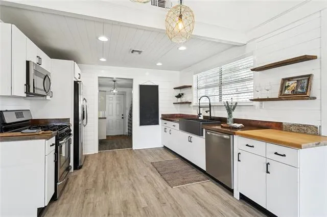 $365,000 | 322 Depre Street, Mandeville, LA 70448