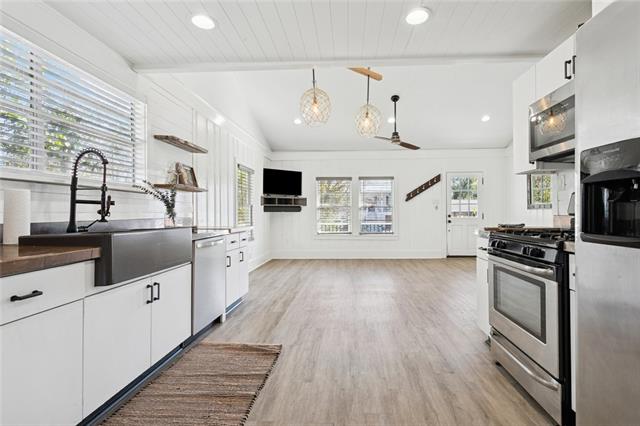 322 Depre Street Mandeville, LA 70448 - Photo 7 of 16