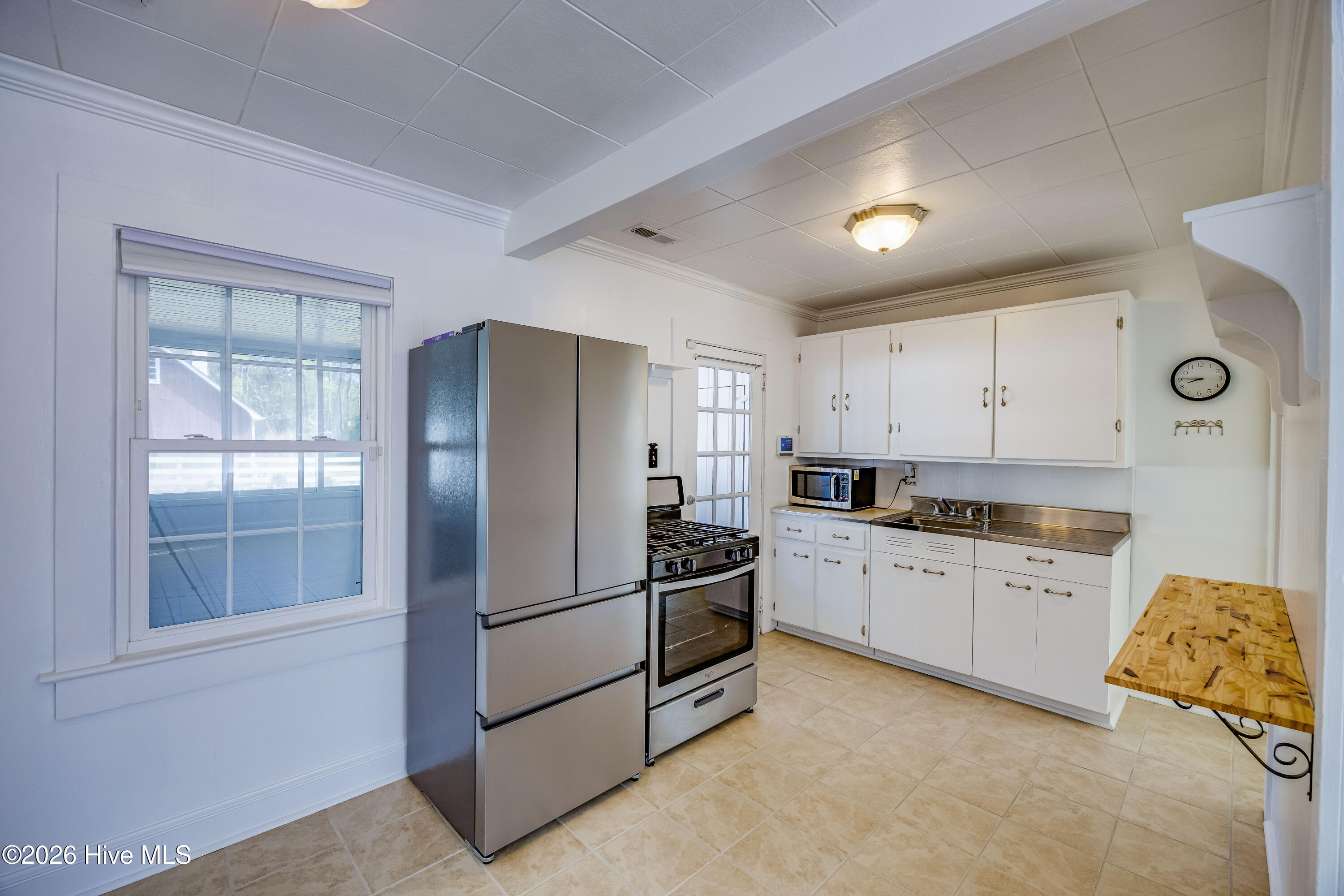 322 River Road Washington, NC 27889 - Photo 15 of 37 Kitchen
