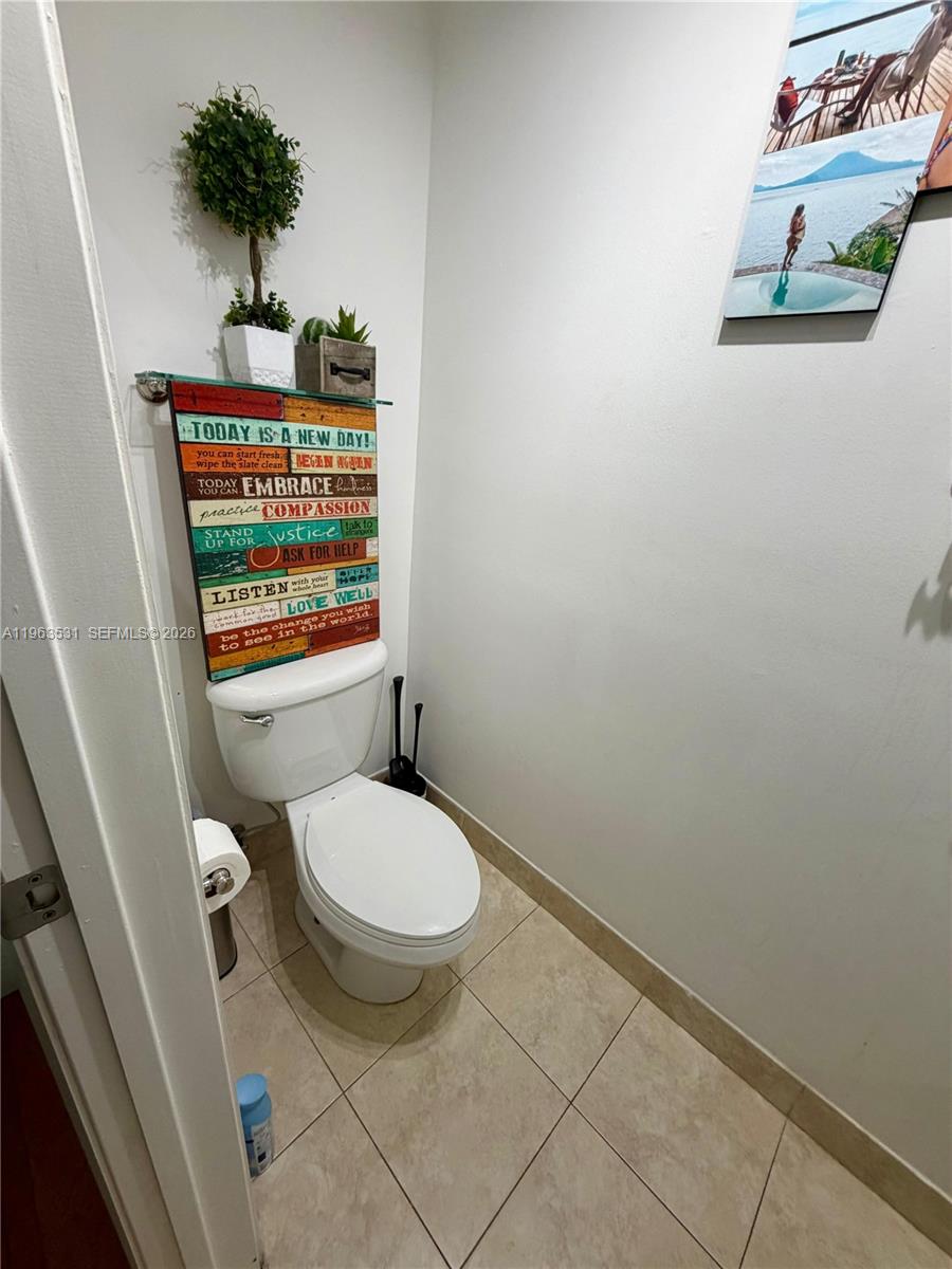 90 Southwest 3rd Street, Unit 3012 Miami, FL 33130 - Photo 15 of 20