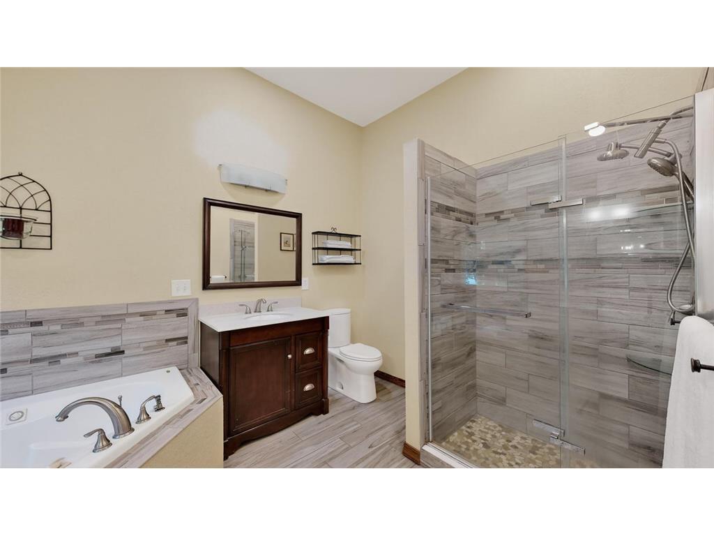 50424 305th Street Blooming Prairie, MN 55917 - Photo 18 of 40