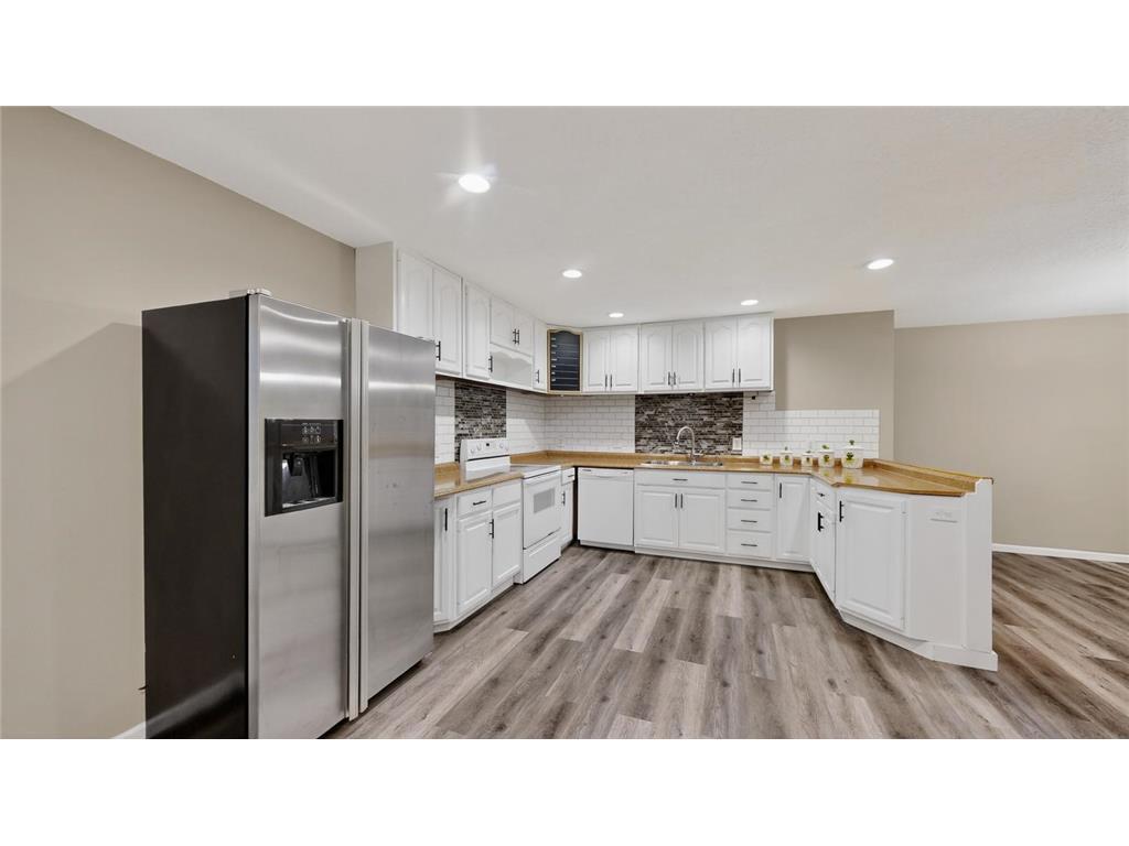 50424 305th Street Blooming Prairie, MN 55917 - Photo 30 of 40