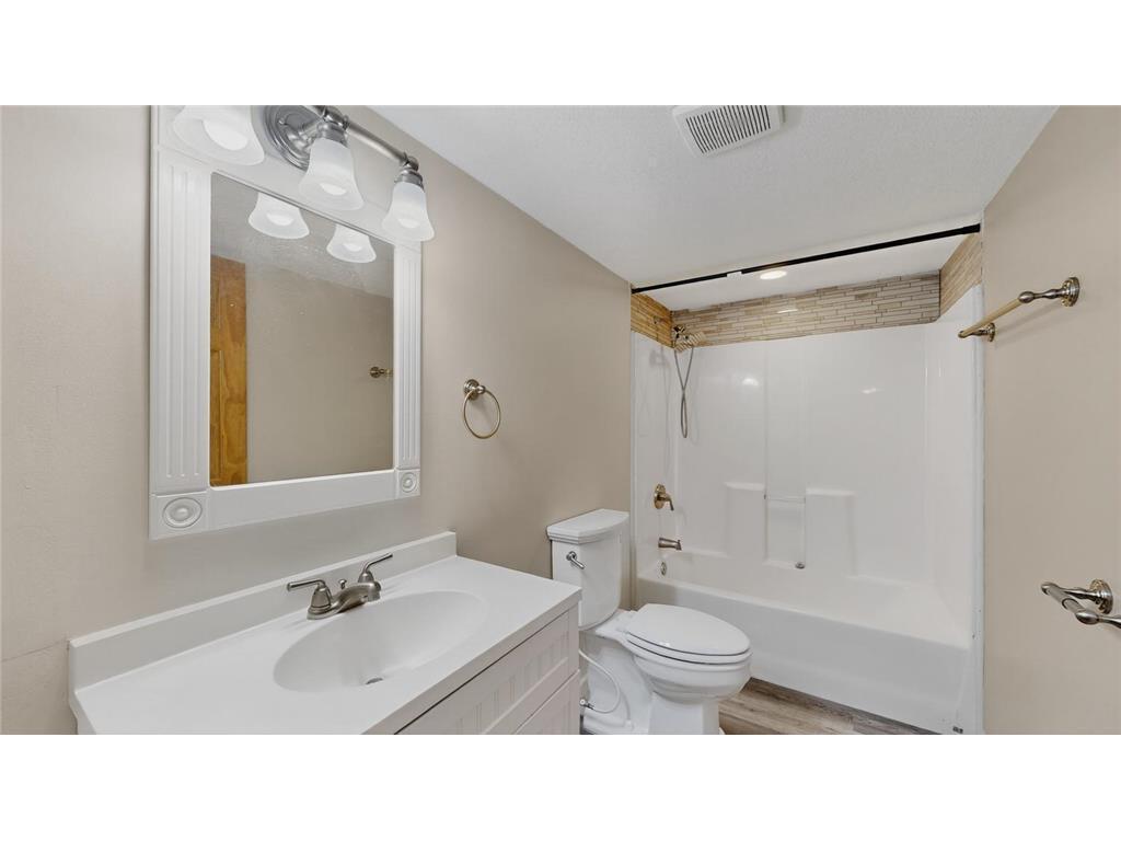 50424 305th Street Blooming Prairie, MN 55917 - Photo 36 of 40