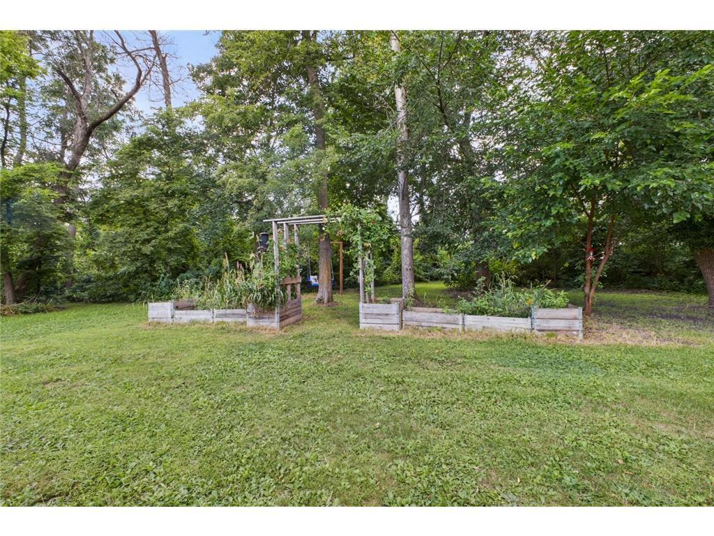 50424 305th Street Blooming Prairie, MN 55917 - Photo 38 of 40