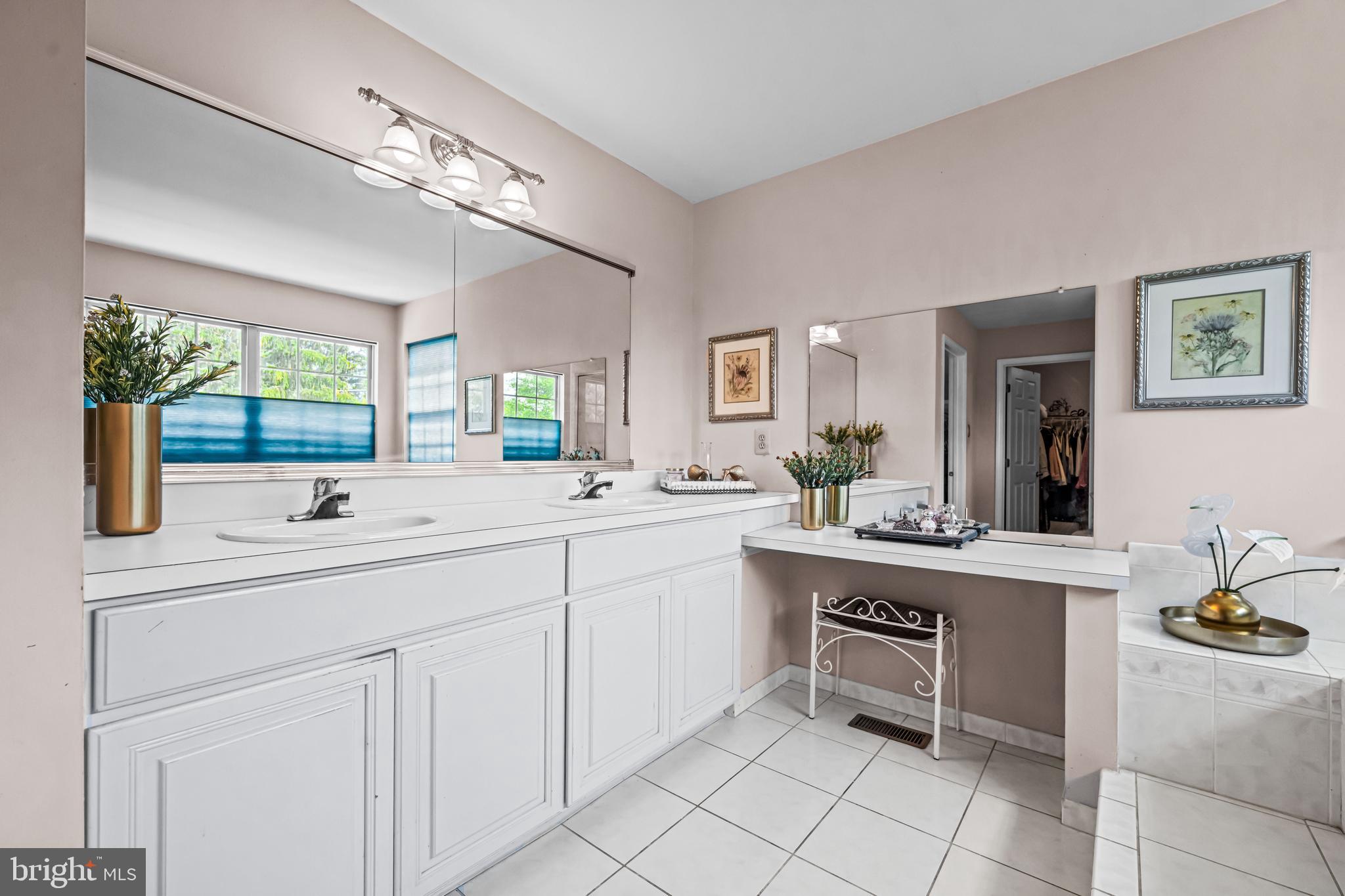 1720 Hampton Drive Jamison, PA 18929 - Photo 24 of 41 a kitchen with a sink and chairs