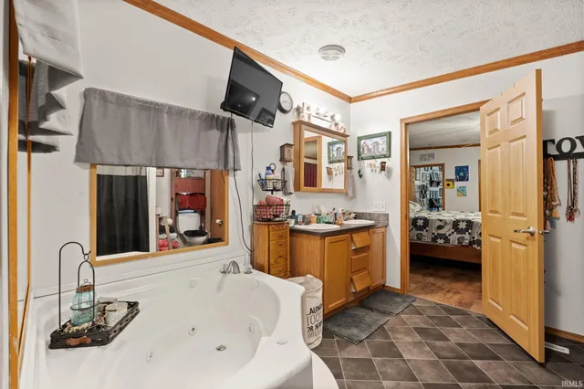 $599,000 | 1637 South County Road 675, Paoli, IN 47454