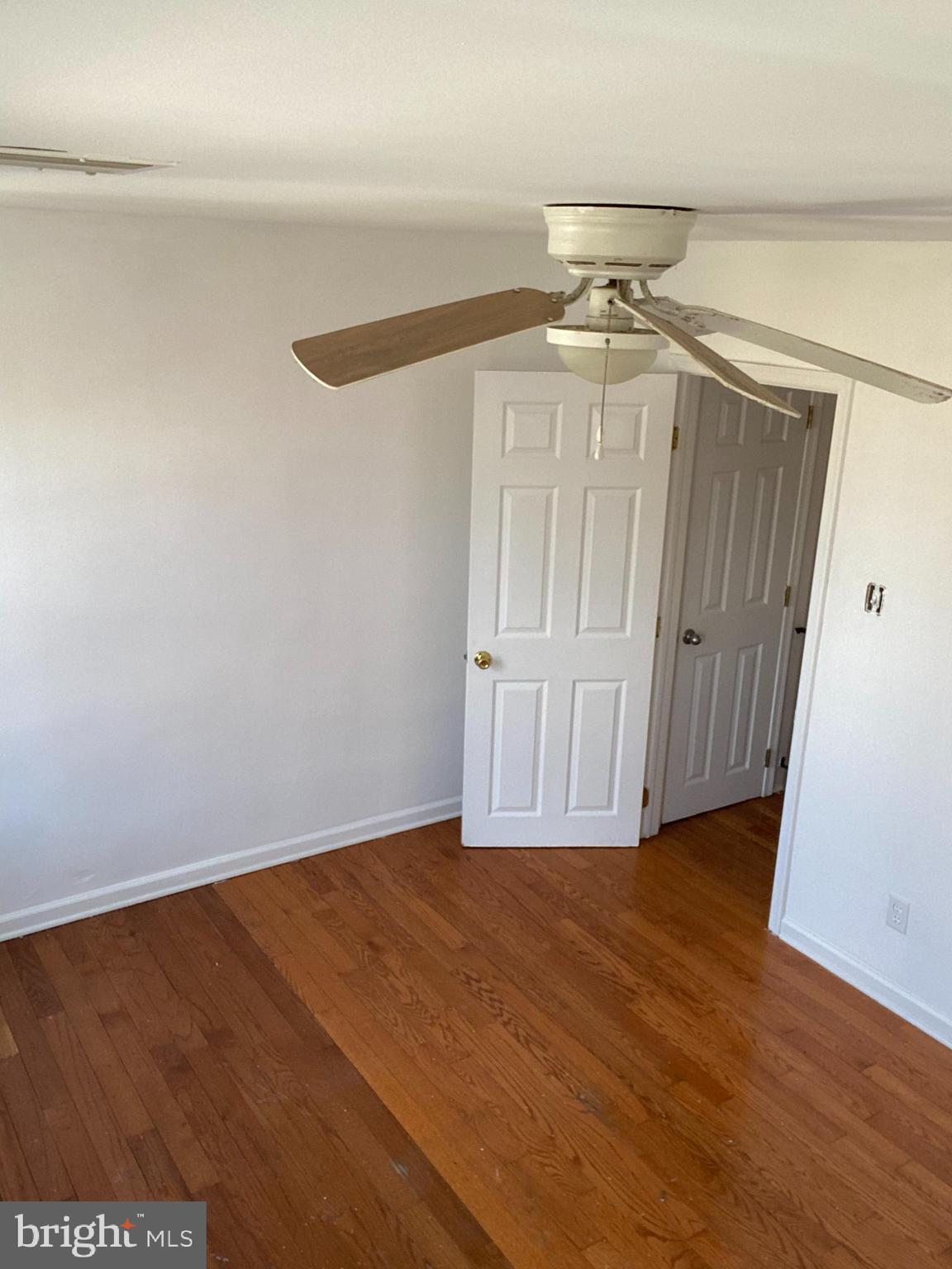 5110 Reno Street Philadelphia, PA 19139 - Photo 9 of 12 Master bedrm_ ceiling fan
