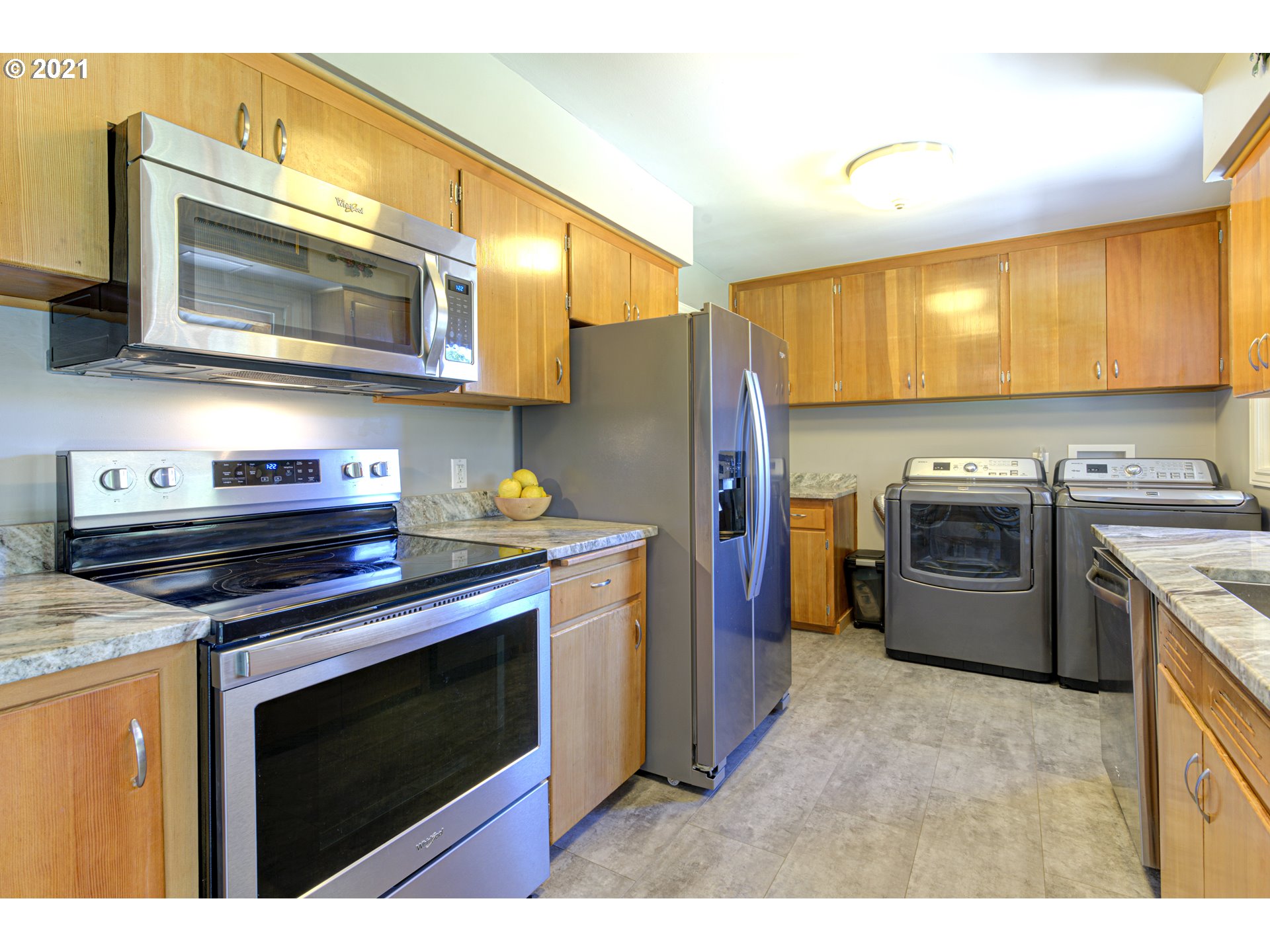2406 North Kilpatrick Street Portland, OR 97217 - Photo 12 of 28