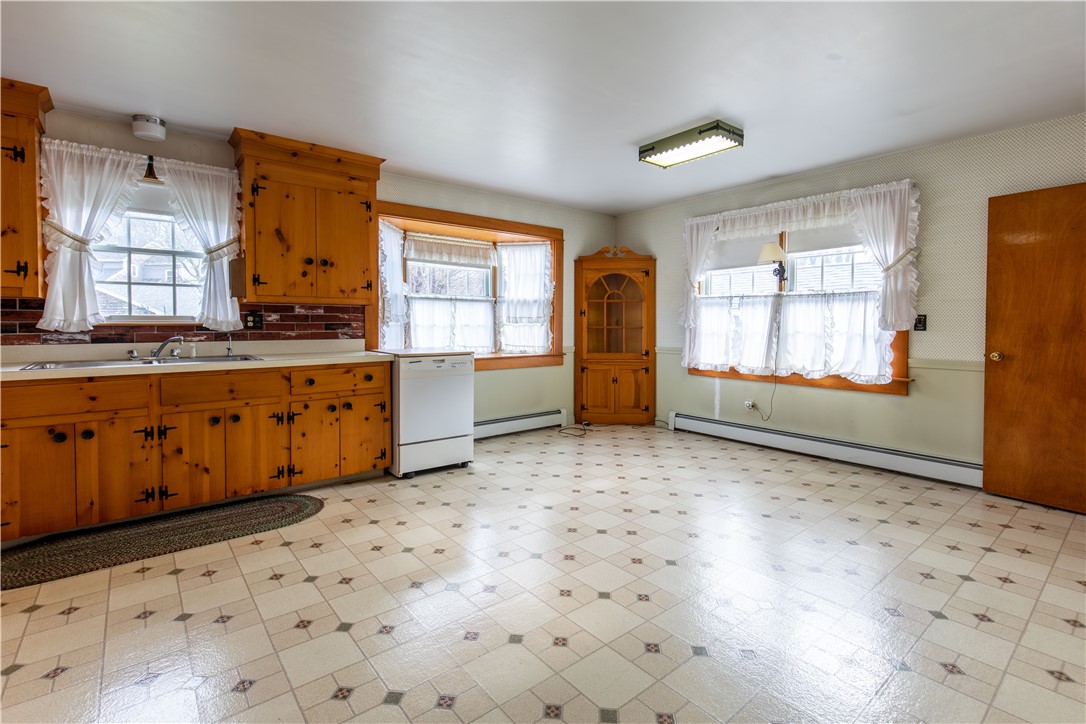 47 Mail Coach Road Portsmouth, RI 02871 - Photo 3 of 18